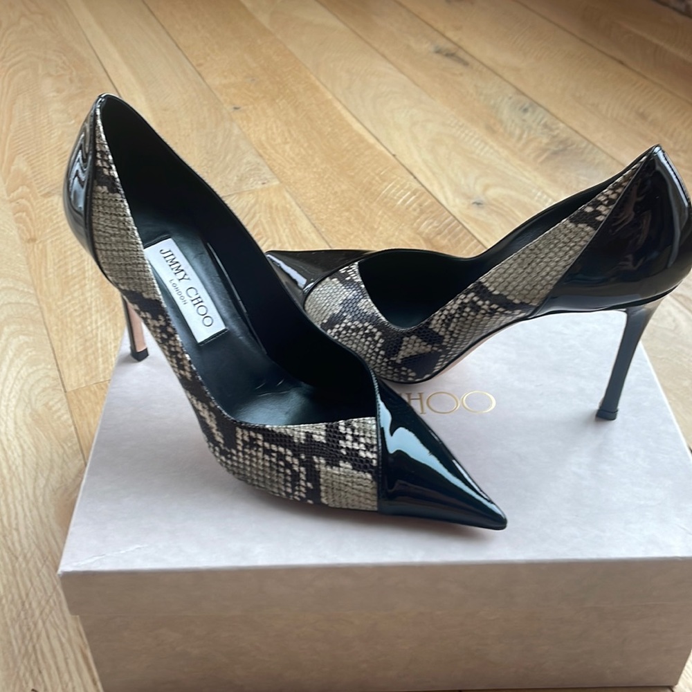 Jimmy Choo pumps